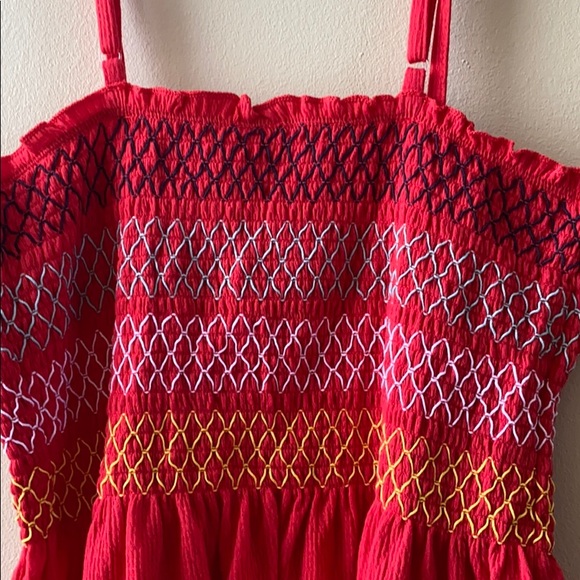 Tank - Picture 2 of 2